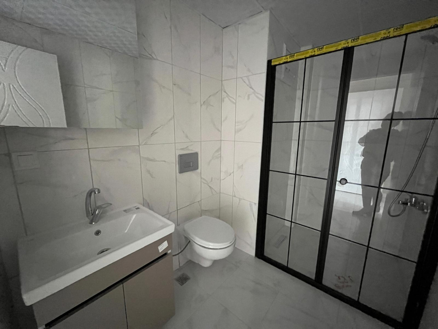 KOSOVA DA SIFIR BALKON TEZGAHLI 3+1 DAİRE